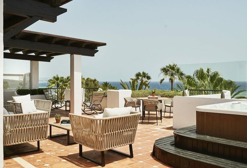 Королевский Люкс, Puente Romano Beach Resort