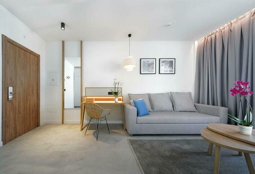 Семейный Номер Вид на Бассейн, Labranda Suites Costa Adeje