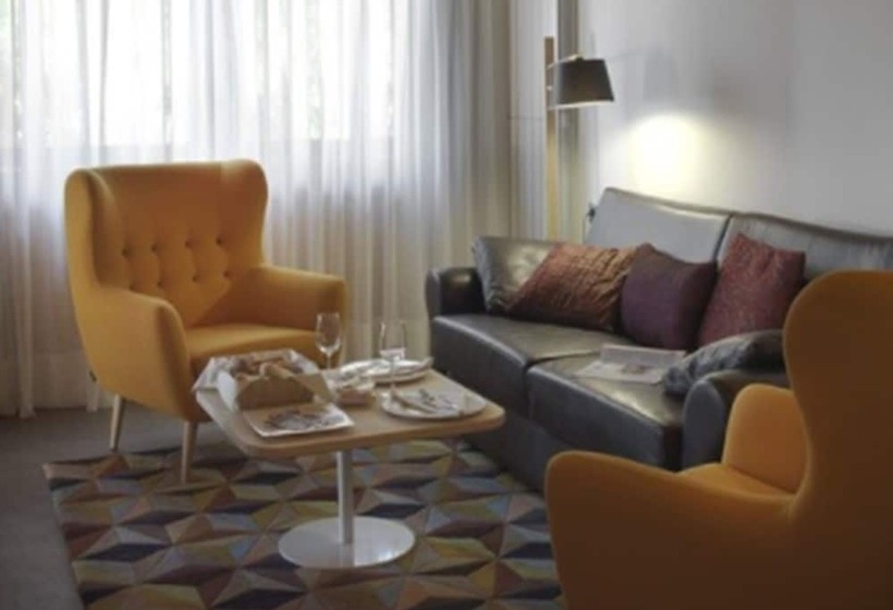 Suite con Piscina, Montsant