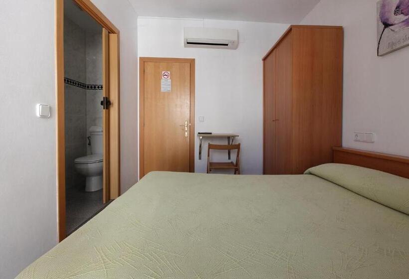 标准间带阳台, Hostal L'alba