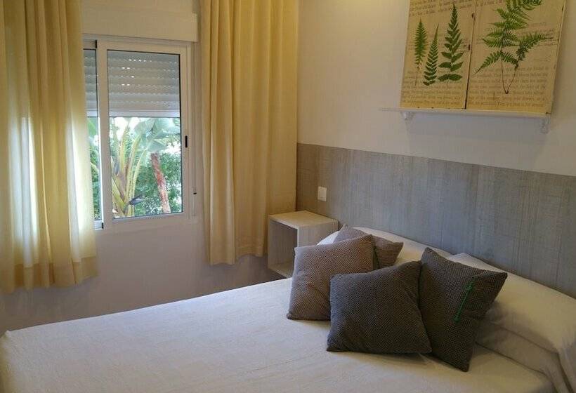 标准单人间, Campomar Playa