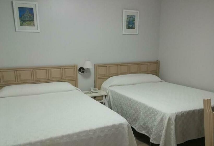Семейный Номер, Hostal Antolín