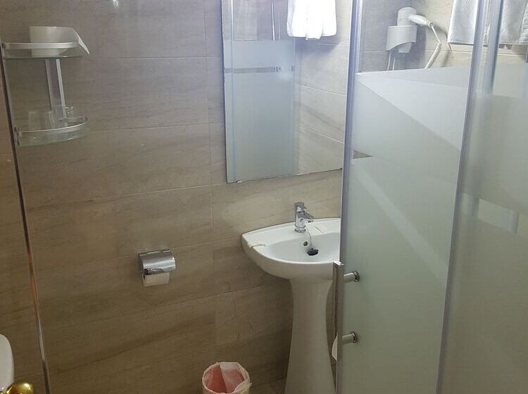 스탠다드 룸, Hostal Bahia