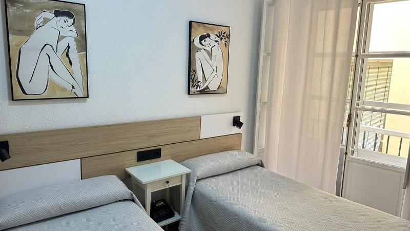 스탠다드 룸, Hostal Bahia