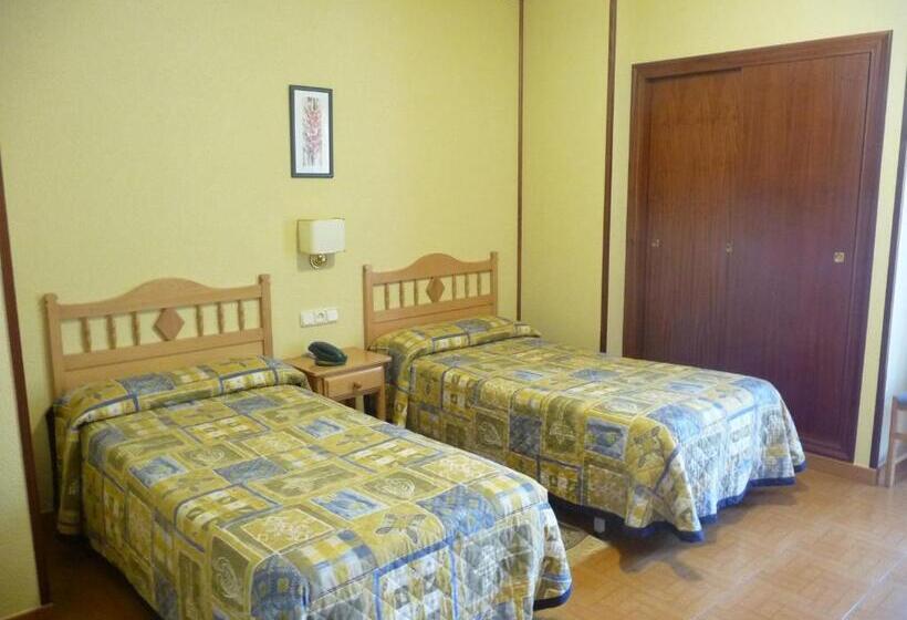Номер Стандарт, Hostal Gogar