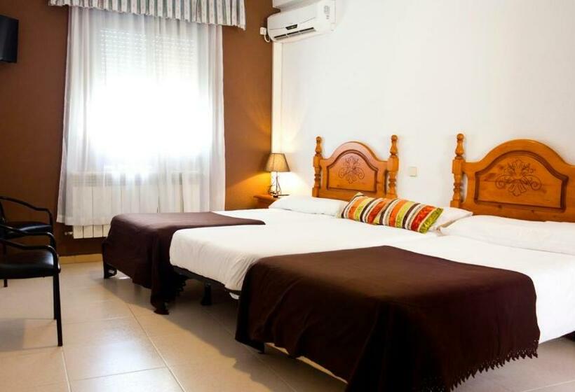 Номер Стандарт, Hostal Restaurante El Mirador