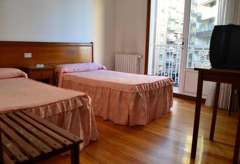 스탠다드 발코니 룸, Pensión Residencia Buenos Aires