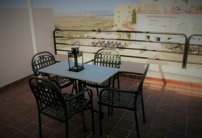 Quarto Estandar com Terraço, Hostal Arco Plaza
