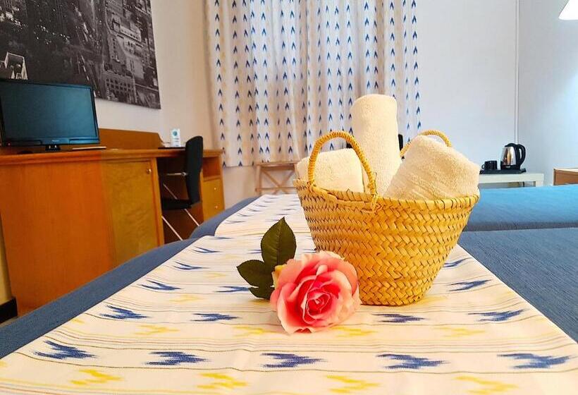 스탠다드 룸 가든 전망, Hostal Ca'n Tiu