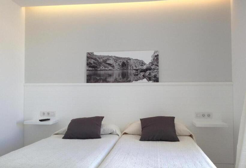 Номер Стандарт Вид на Сад, Hostal La Palma