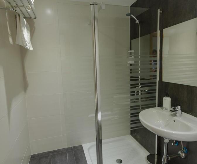חדר סטנדרט לשלושה, Hostal Libertad