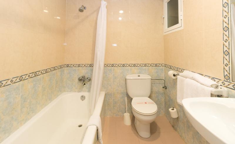Номер Стандарт, The Red Hotel   Adults Only