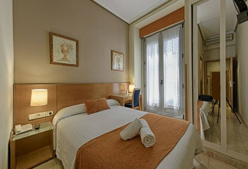 اتاق استاندارد یک نفره, Hostal San Lorenzo