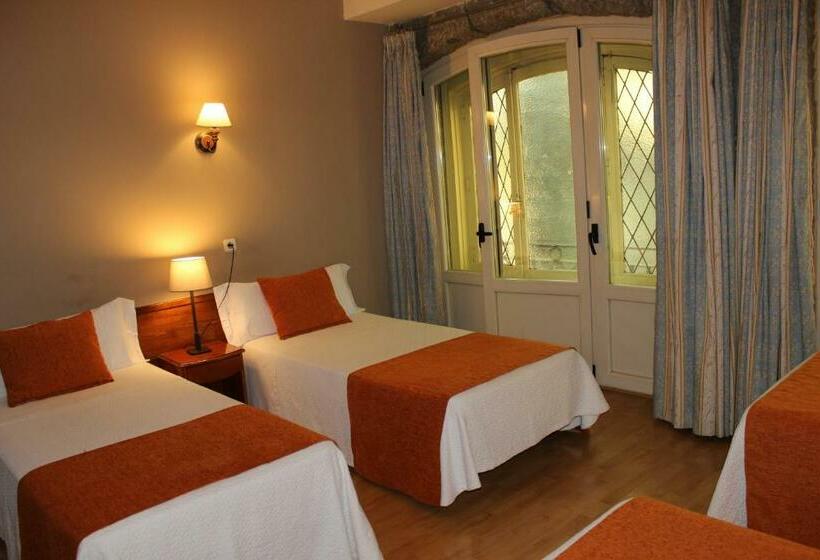 اتاق استاندارد چهار تخته, Hostal San Lorenzo