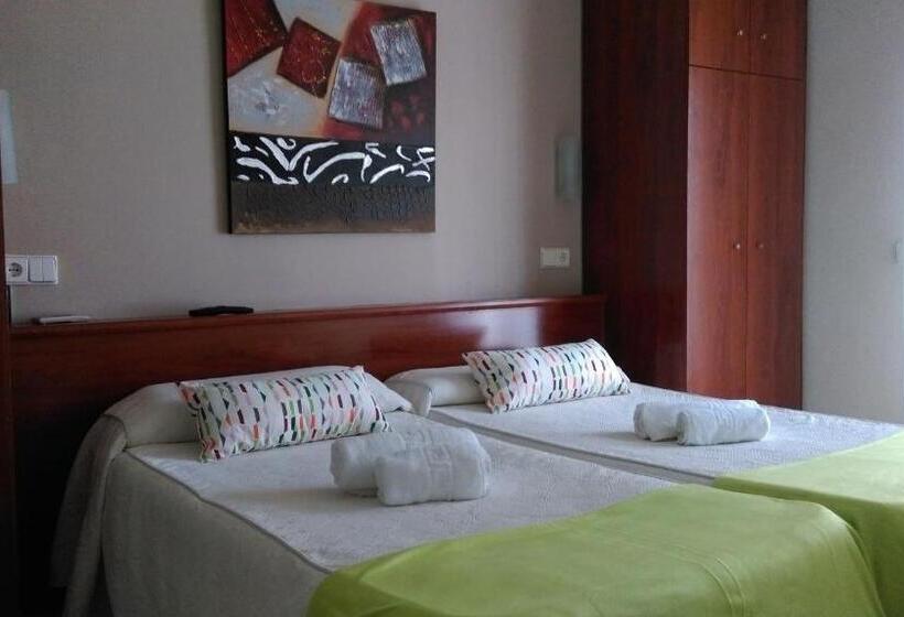 اتاق استاندارد, Hostal Termes