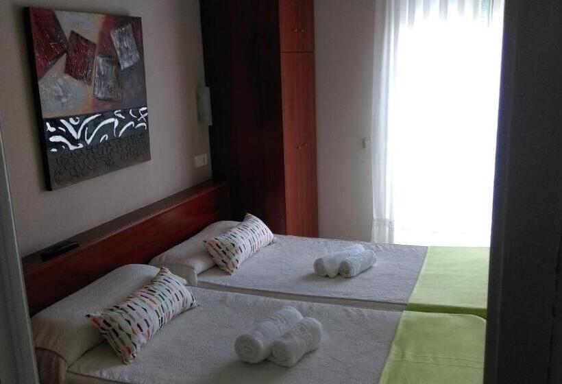스탠다드 룸, Hostal Termes