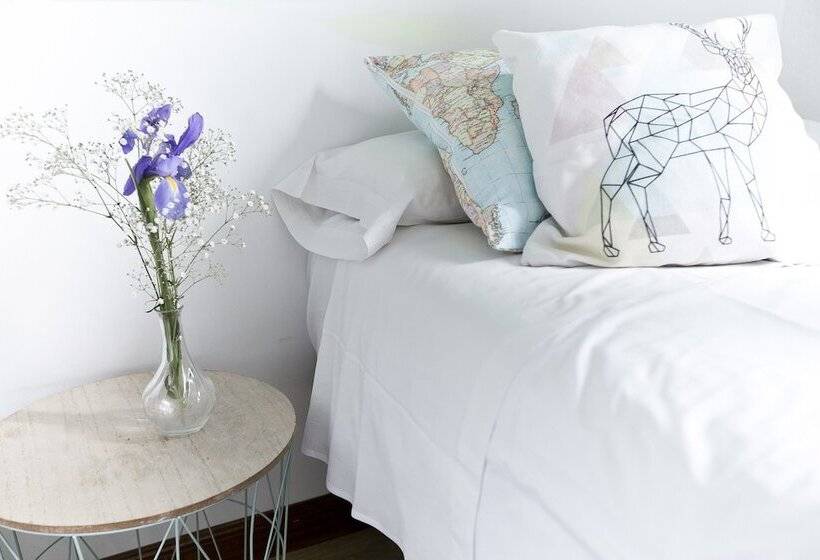 Habitación Triple Estándar, Vázquez De Mella Gran Vía