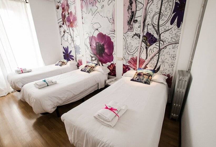 Habitación Triple Estándar, Vázquez De Mella Gran Vía