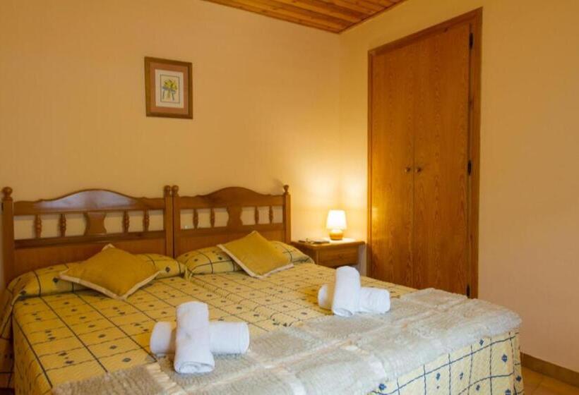 스탠다드 룸, Hostal Aiguamog