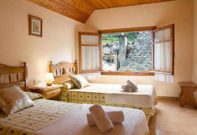 Habitación Estándar Individual, Hostal Aiguamog