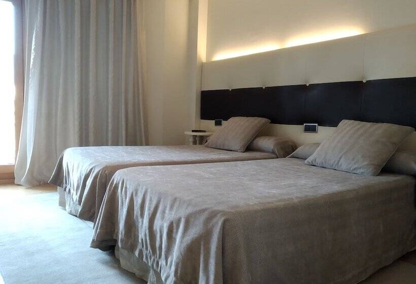 Номер Стандарт, Campoamor