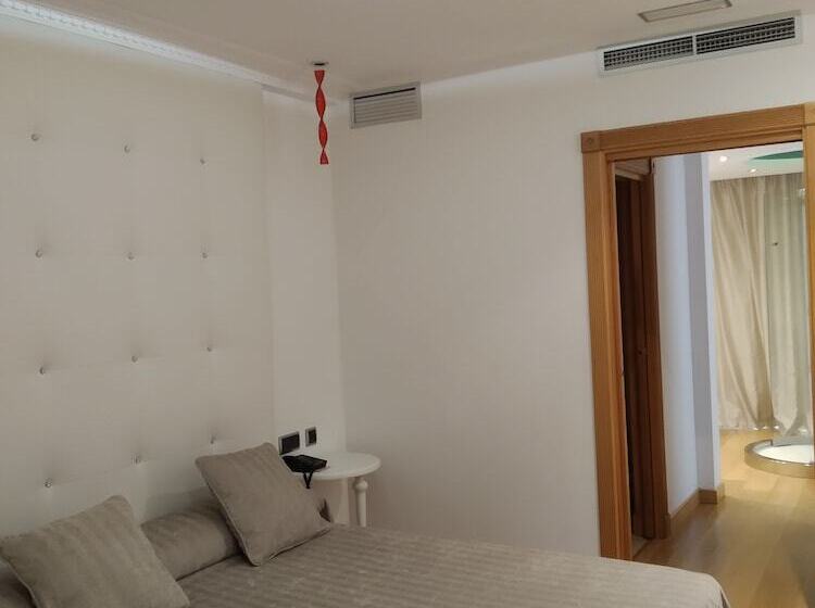Номер Executive, Campoamor