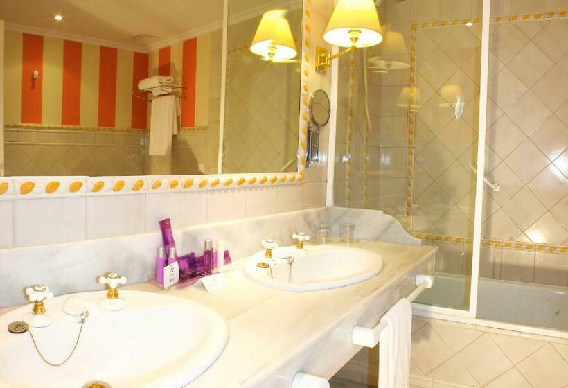 Номер Deluxe, Alcazar De La Reina