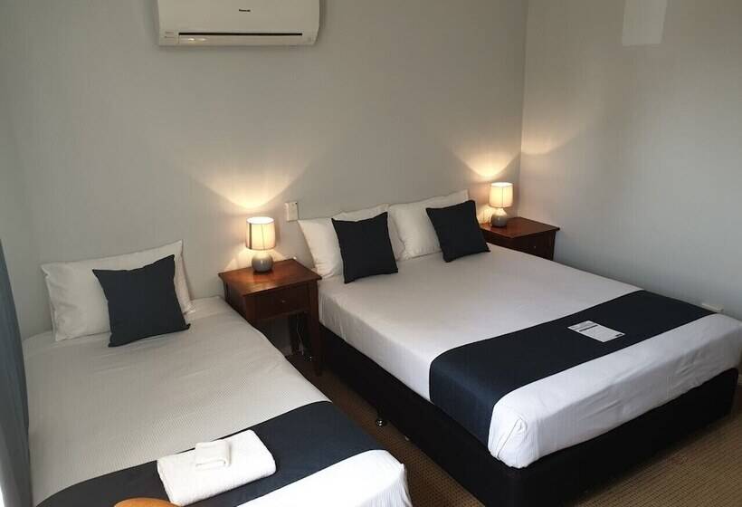 Семейный Номер, Adelaide Pulteney Motel