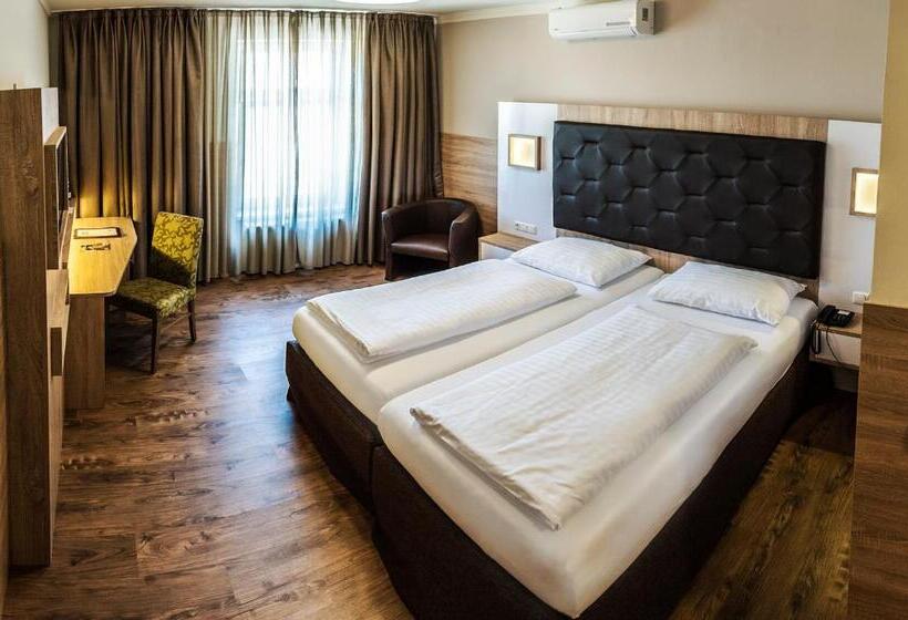 اتاق استاندارد سه نفره, Theater Hotel Salzburg