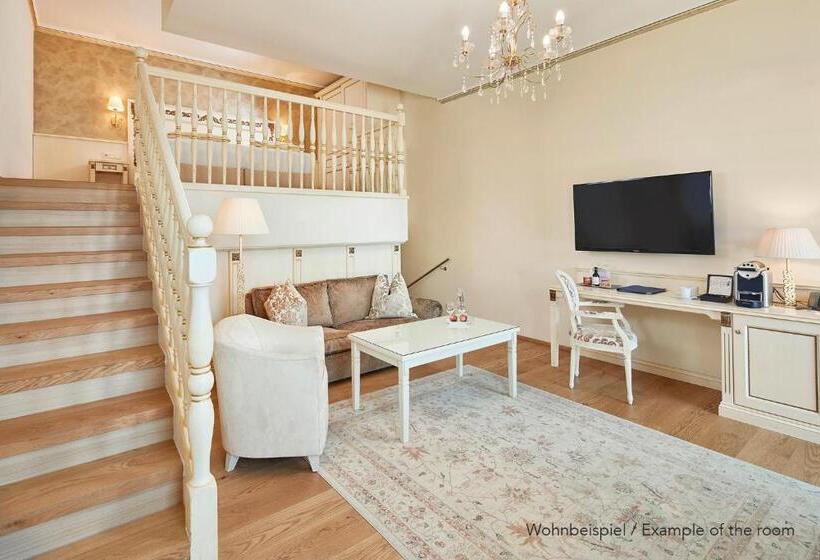 Superior suite with lake view, Grand Hotel Zell Am See