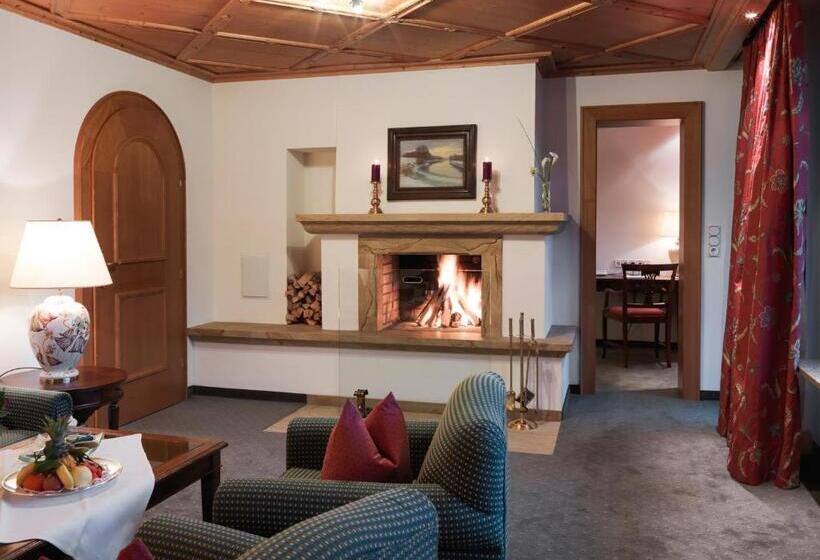 سوئیت با بالکن, Zürserhof