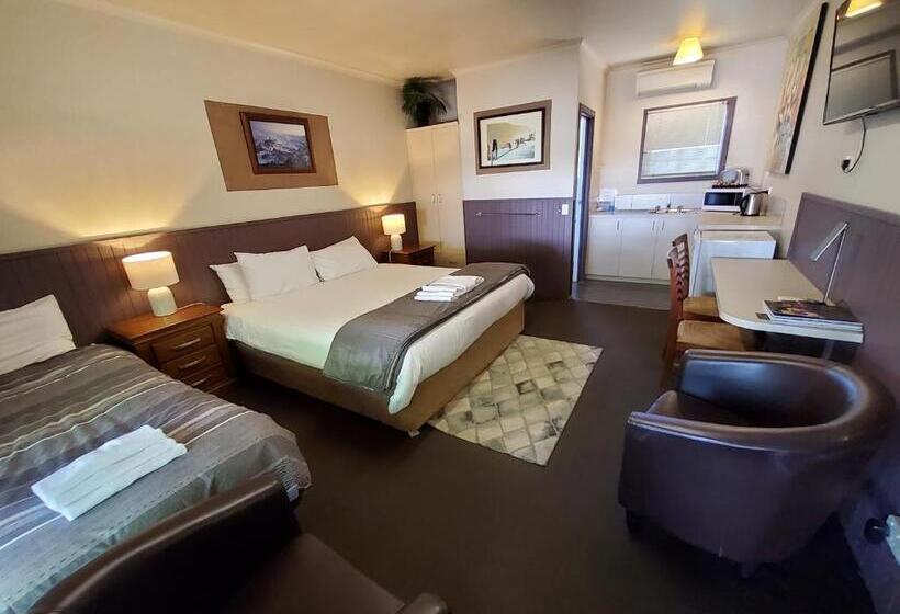 Quarto Deluxe Cama King, Coach House Inn