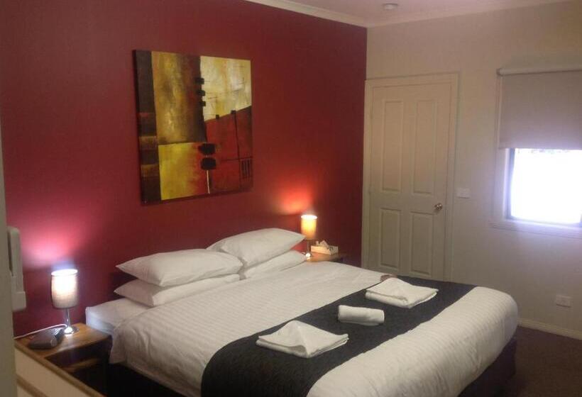Quarto Deluxe Cama King, Coach House Inn