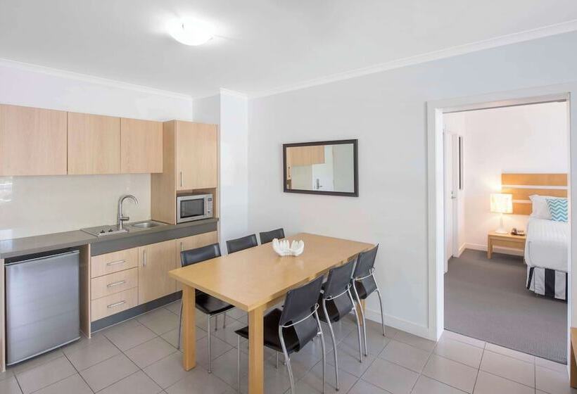 Вилла 2 Спальни, Oaks Port Douglas Resort