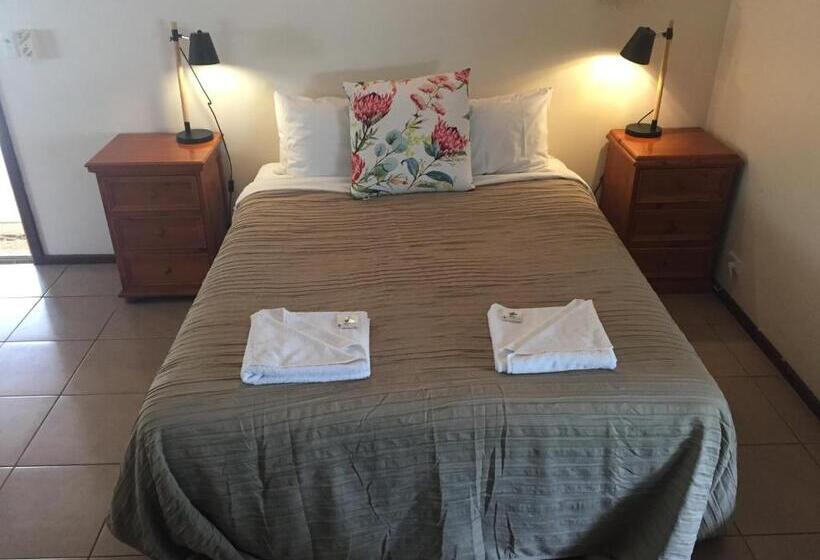 패밀리 스위트, Travellers Rest Motel