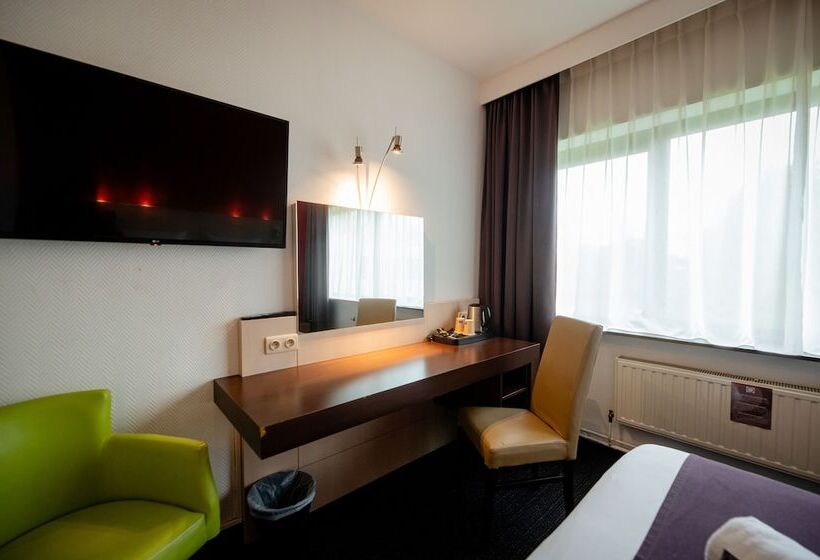 Номер Стандарт, & Aparthotel Casteau Resort Mons Soignies