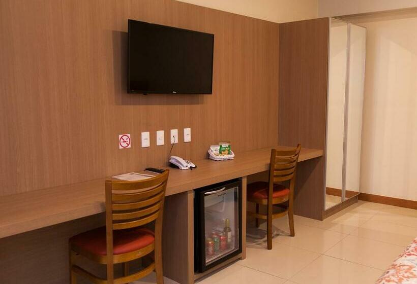 اتاق لوکس چهار تخته, Rio Aeroporto Hotel Galeão