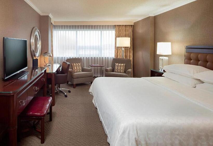 Quarto Clube Cama King, Sheraton Cavalier Calgary