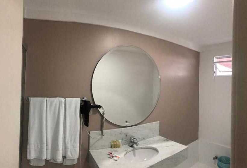 اتاق استاندارد سه نفره, Veneza