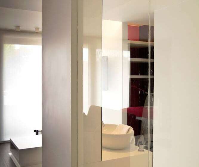 Люкс Повышенной Комфортности, Parkhotel Roeselare
