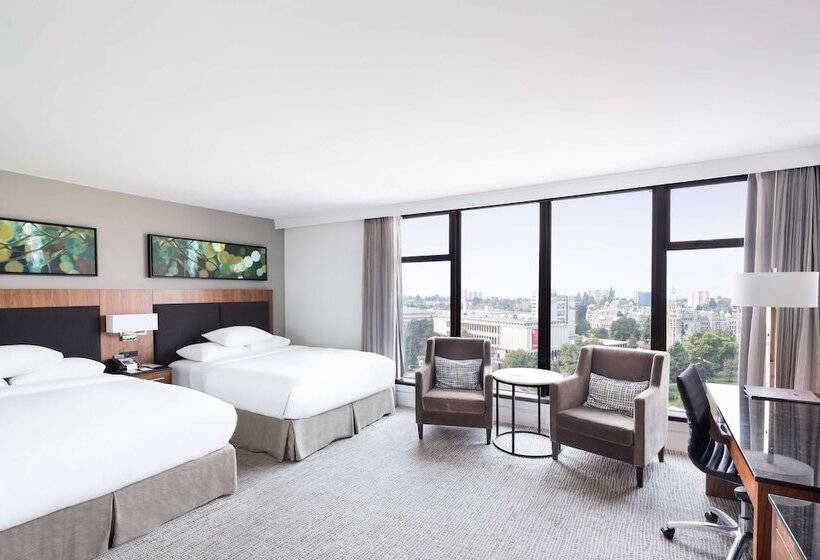 ２ダブルベッドのスタンダードルーム, Doubletree By Hilton Hotel & Suites Victoria