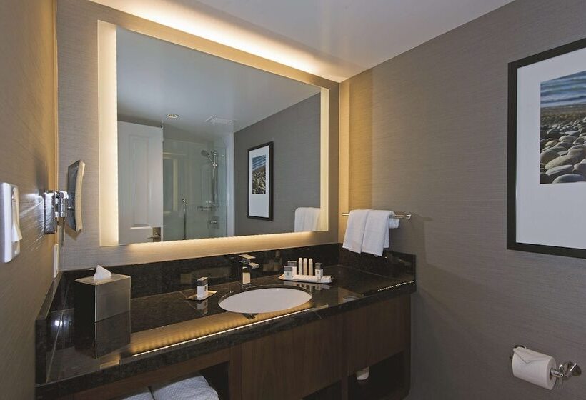 スイート（家族用）, Doubletree By Hilton Hotel & Suites Victoria