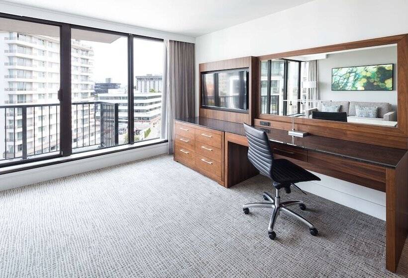 スイート（家族用）, Doubletree By Hilton Hotel & Suites Victoria