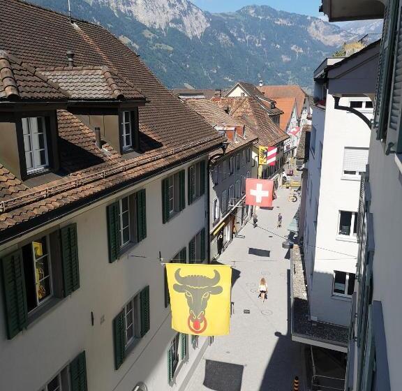 Апартаменты 3 Спальни, Restaurant Goldener Schlussel