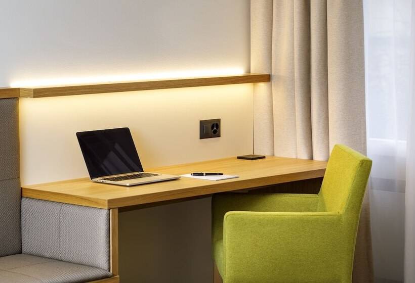 Номер Superior, Ramada By Wyndham Baden Hotel Du Parc