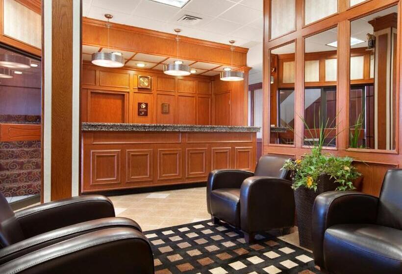 Стандартный Номер Кровать Кинг, Travelodge By Wyndham North Battleford