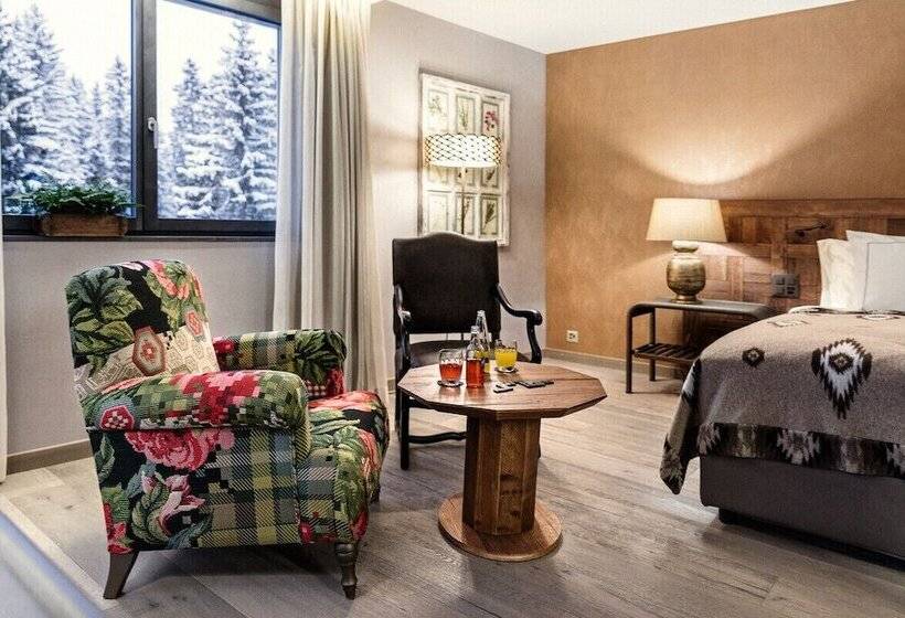 اتاق استاندارد با بالکن, Valsana Hotel Arosa   Small Luxury