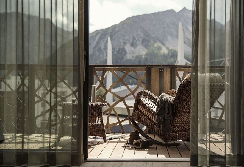 سوییت جونیور با بالکن, Valsana Hotel Arosa   Small Luxury