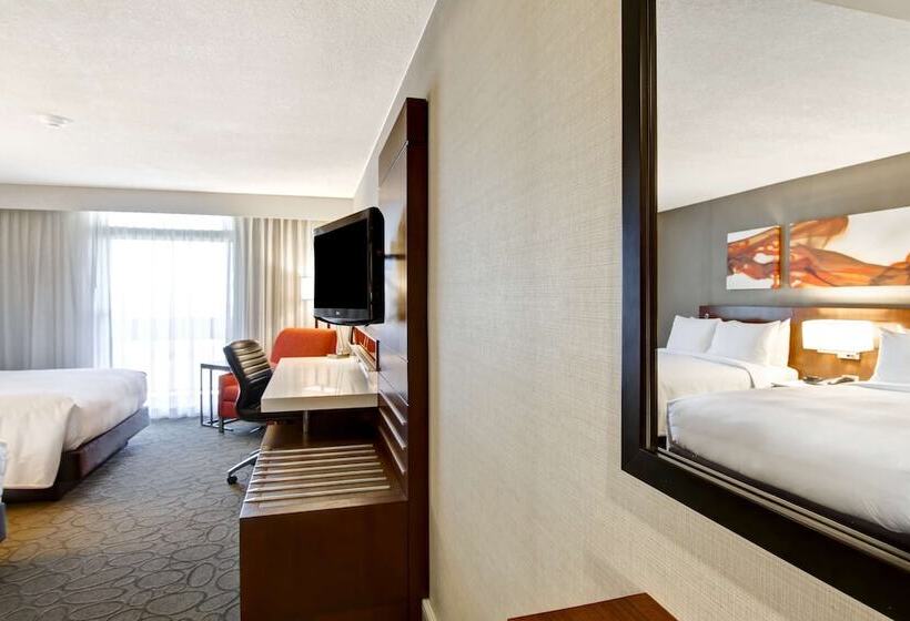 带2个双人床的标准工作室, Hilton Mississauga/meadowvale