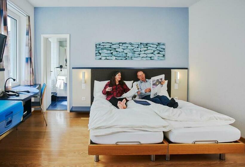 Standard Room, Bristol Zurich